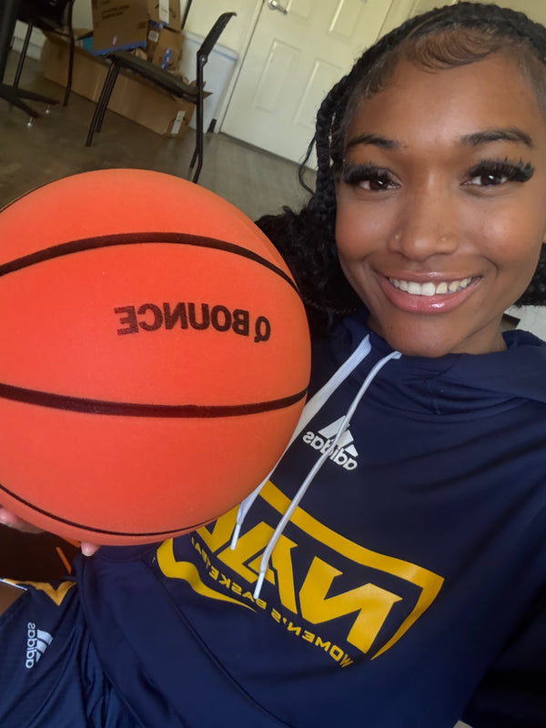 Customer smiling with the QBounce ball